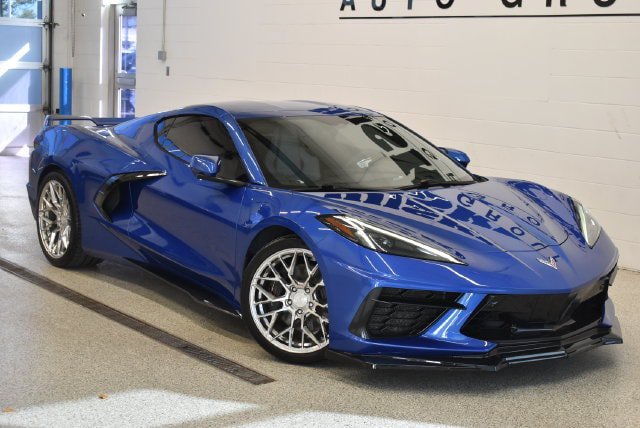 Used 2020 Chevrolet Corvette Stingray Preferred Cpe w/ 2LT Preferred Equipment Group RWD image 1