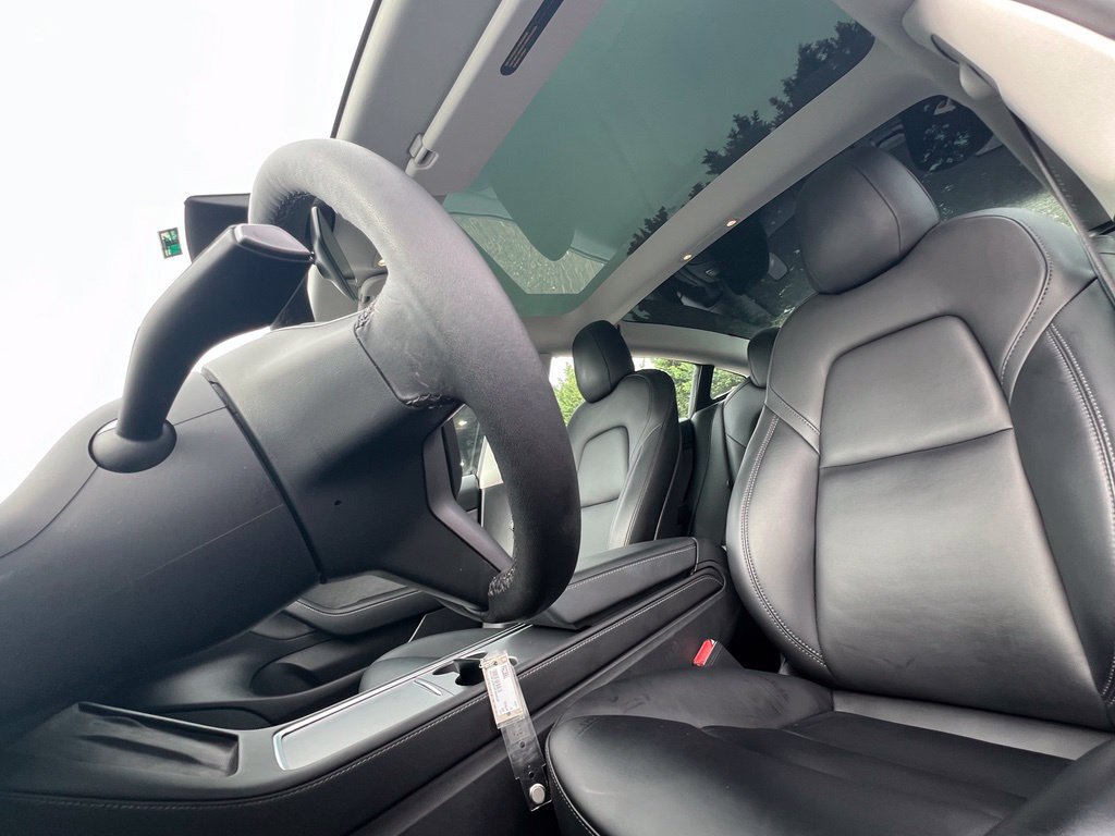 Used 2022 Tesla Model 3 Long Range AWD/4WD image 16