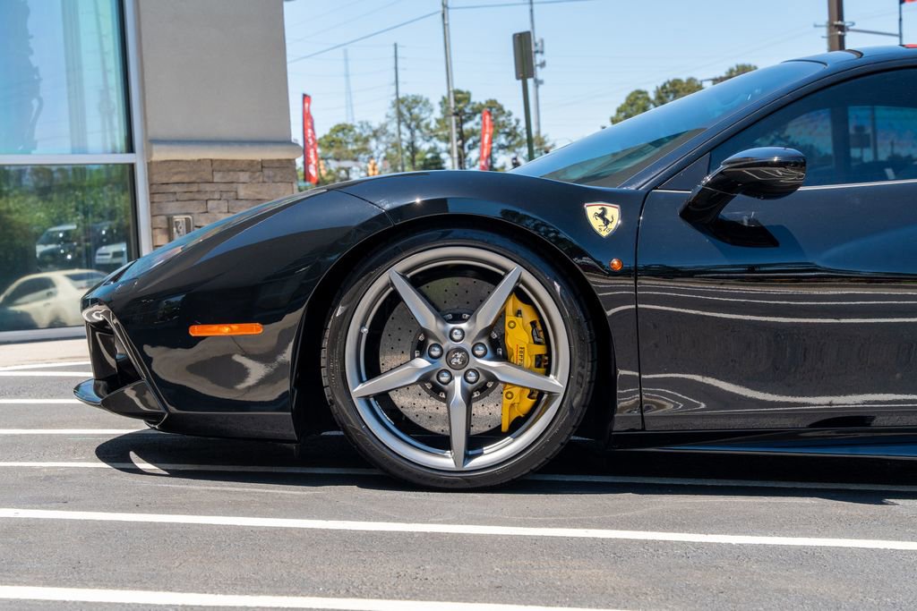 Used 2019 Ferrari 488 GTB RWD image 24