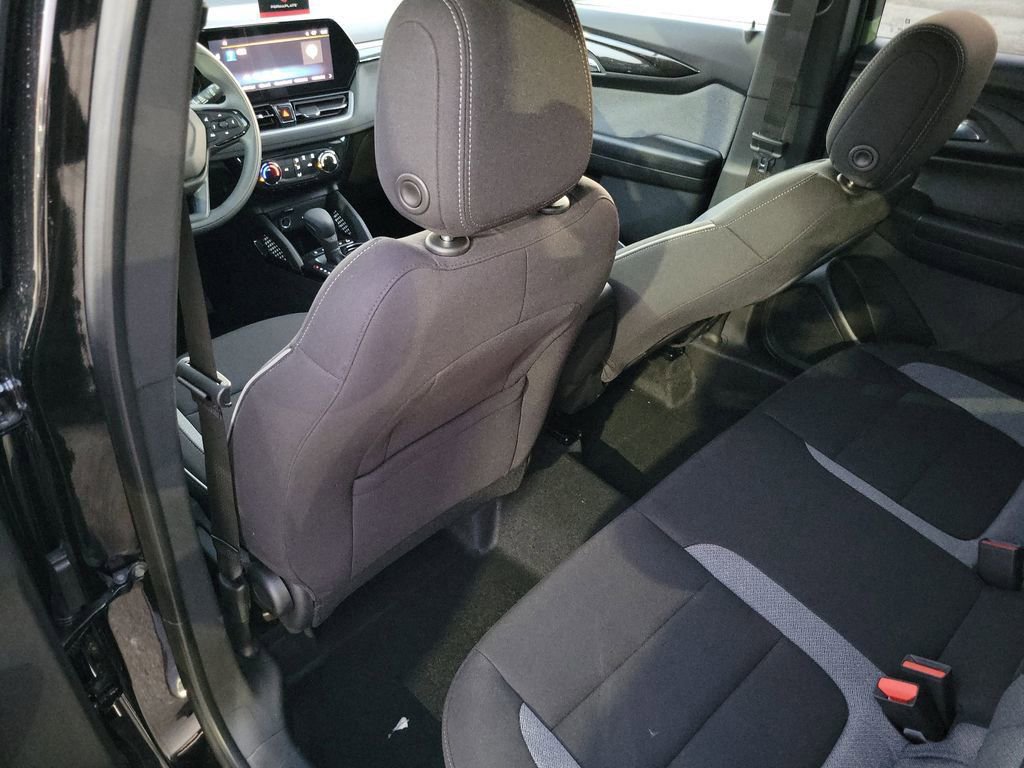 New 2026 Chevrolet TrailBlazer LT AWD/4WD image 9