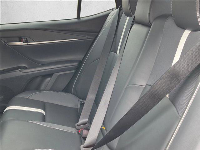 Used 2025 Toyota Camry SE w/ Convenience Package FWD image 15