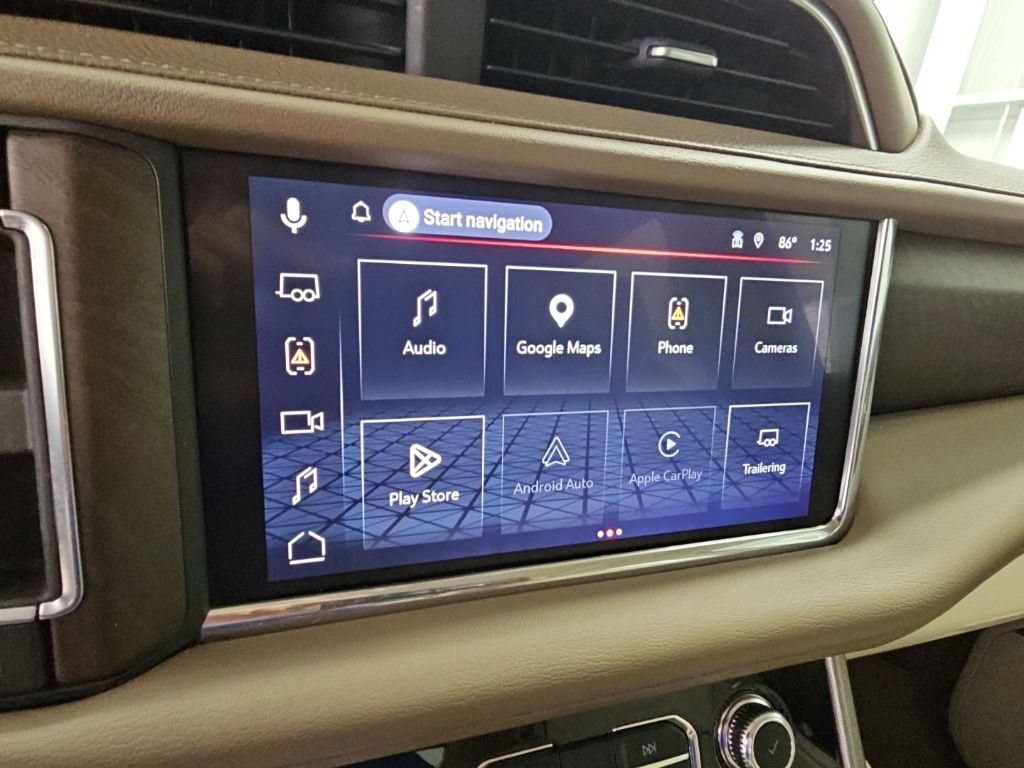 Used 2022 GMC Yukon Denali w/ Advanced Technology Package RWD image 14