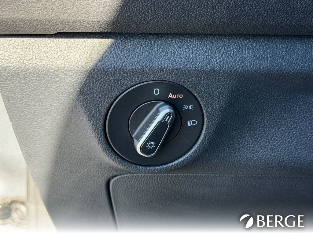 Used 2024 Volkswagen Jetta S image 20