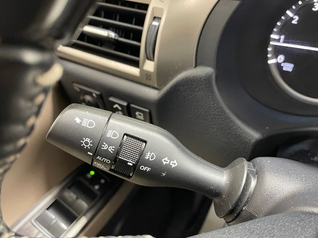 Used 2021 Lexus GX 460 Luxury w/ Sport Design Package AWD/4WD image 29