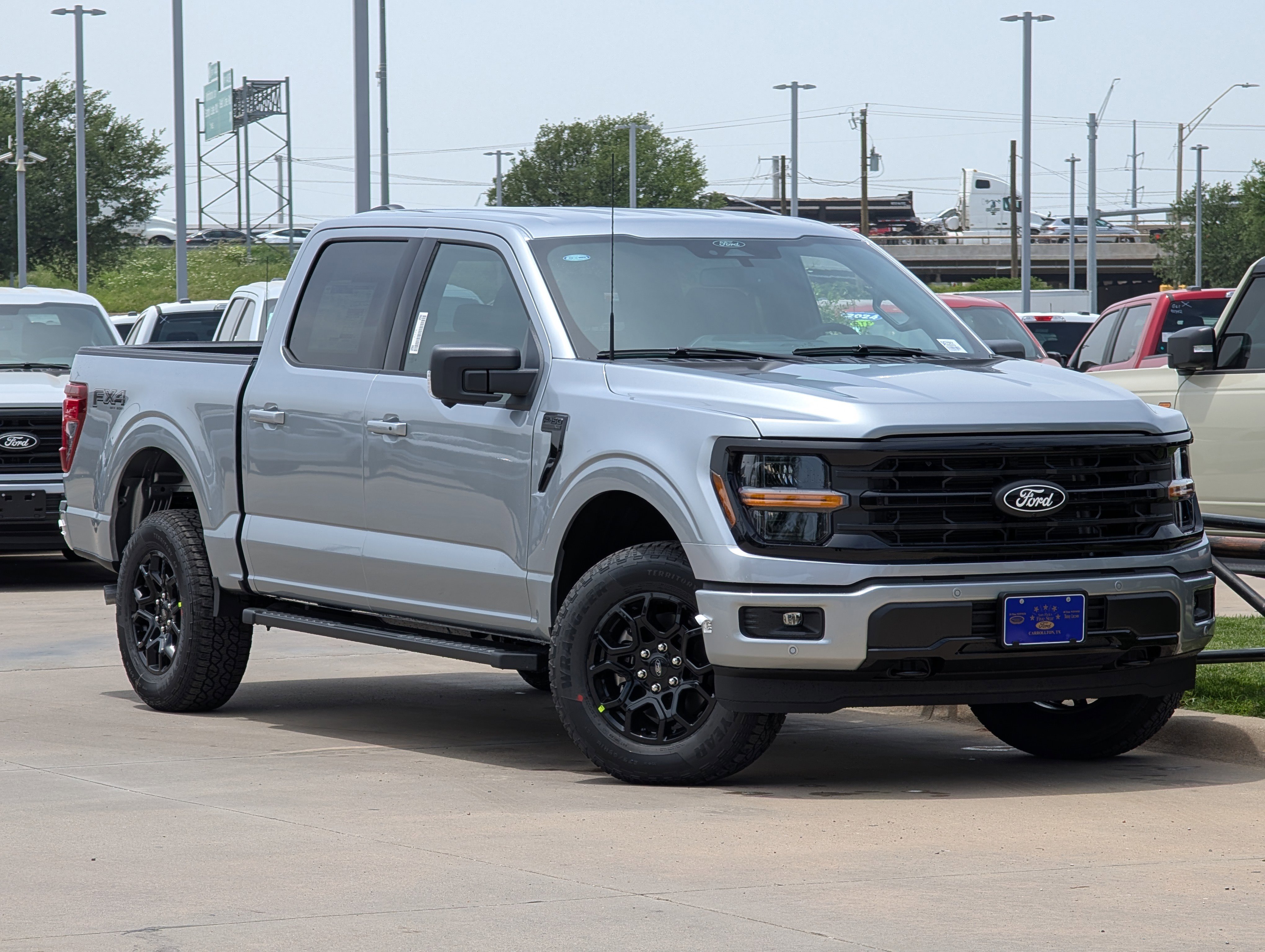 New 2025 Ford F150 XLT w/ Equipment Group 302A MID