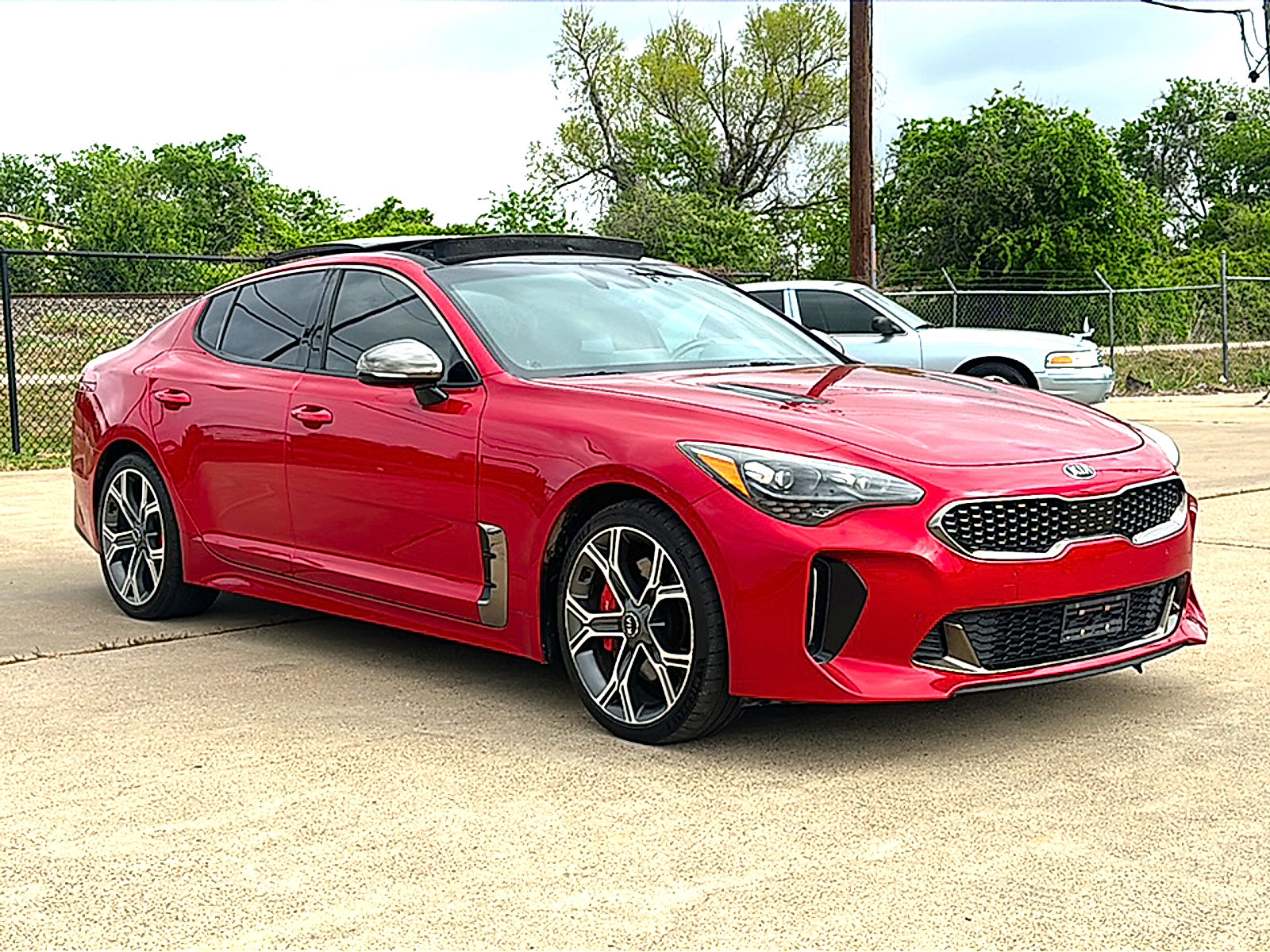 Used 2018 Kia Stinger GT2 image 10