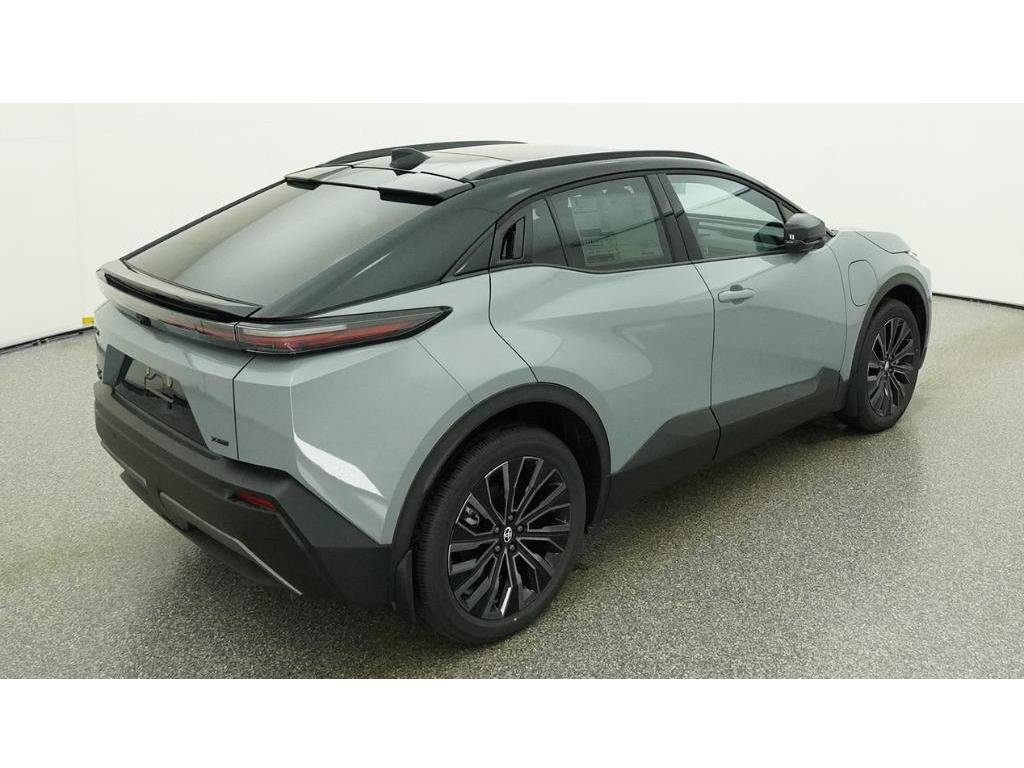 New 2026 Toyota C-HR AWD/4WD image 9