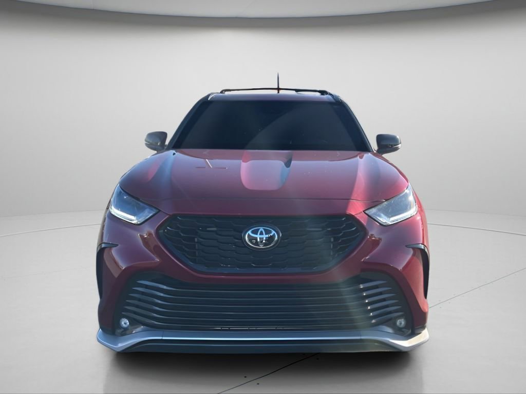 Used 2025 Toyota Highlander XSE image 11