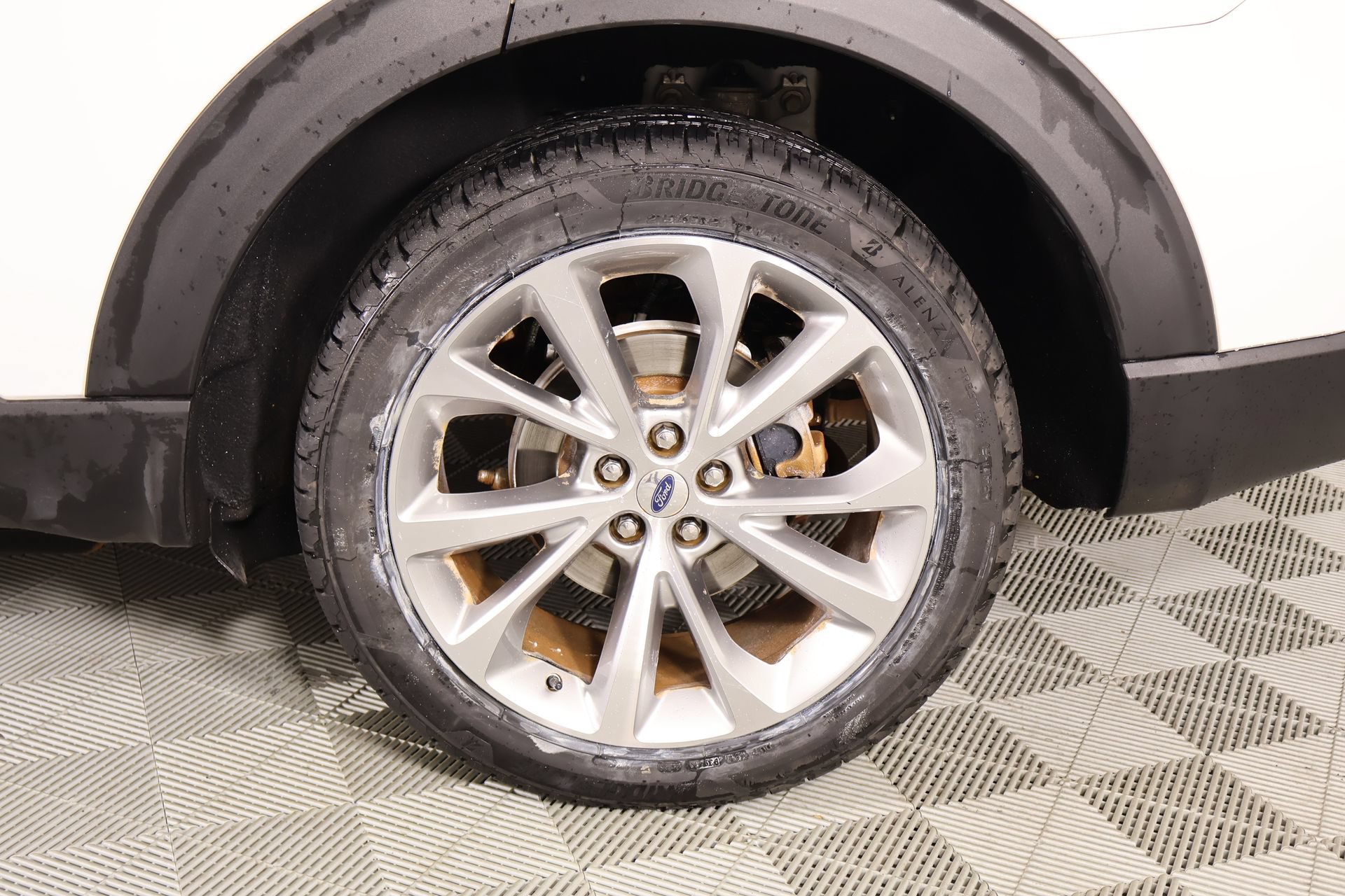 Used 2021 Ford Explorer Platinum w/ Equipment Group 601A AWD/4WD image 21
