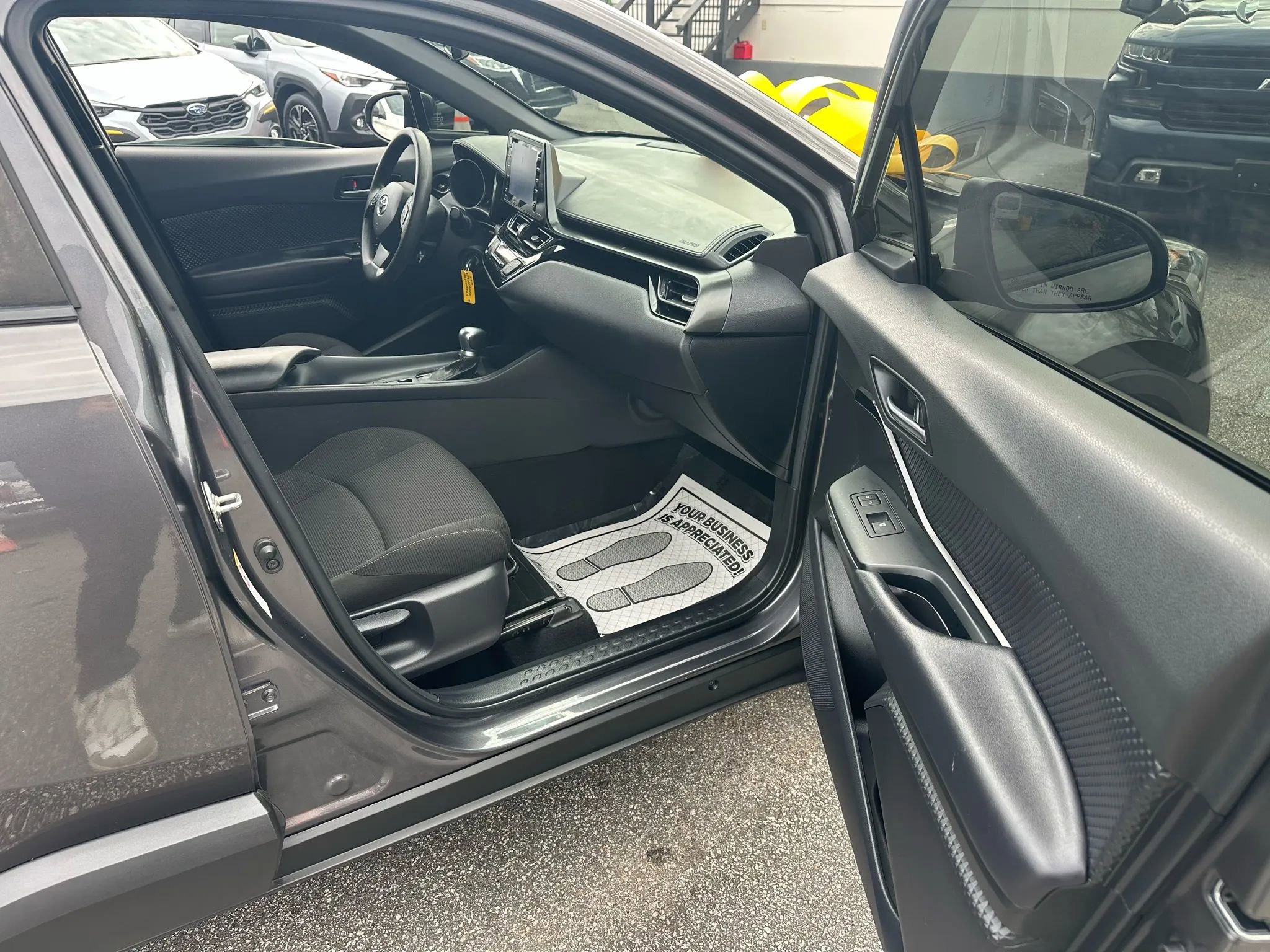 Used 2019 Toyota C-HR LE image 10