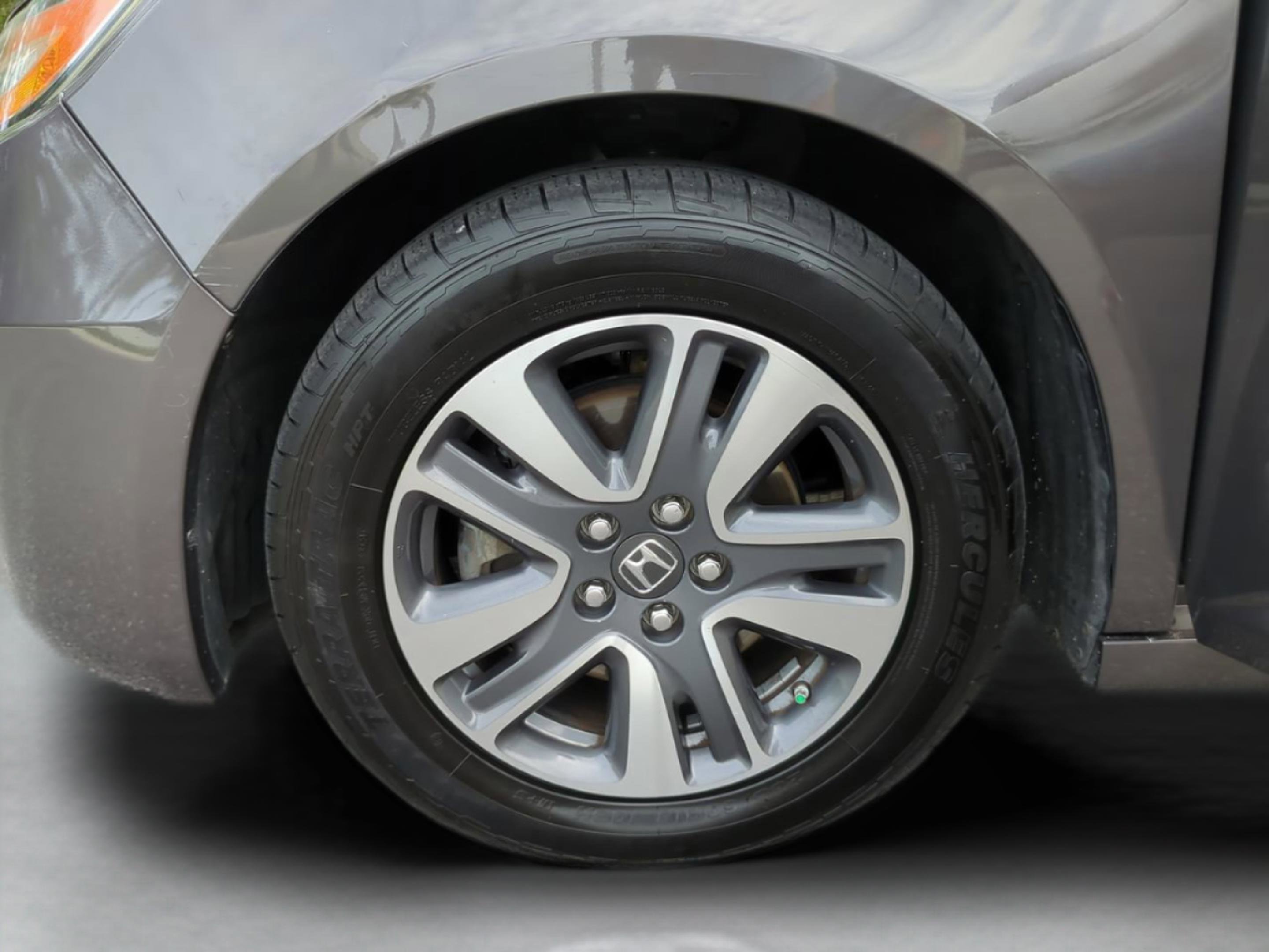 Used 2017 Honda Odyssey Touring image 31