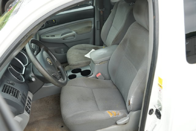 Used 2011 Toyota Tacoma 2WD Access Cab w/ Convenience Pkg image 17