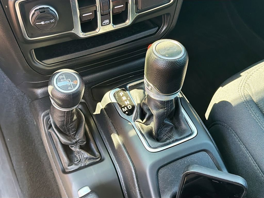 Used 2022 Jeep Wrangler Unlimited Sport AWD/4WD image 26