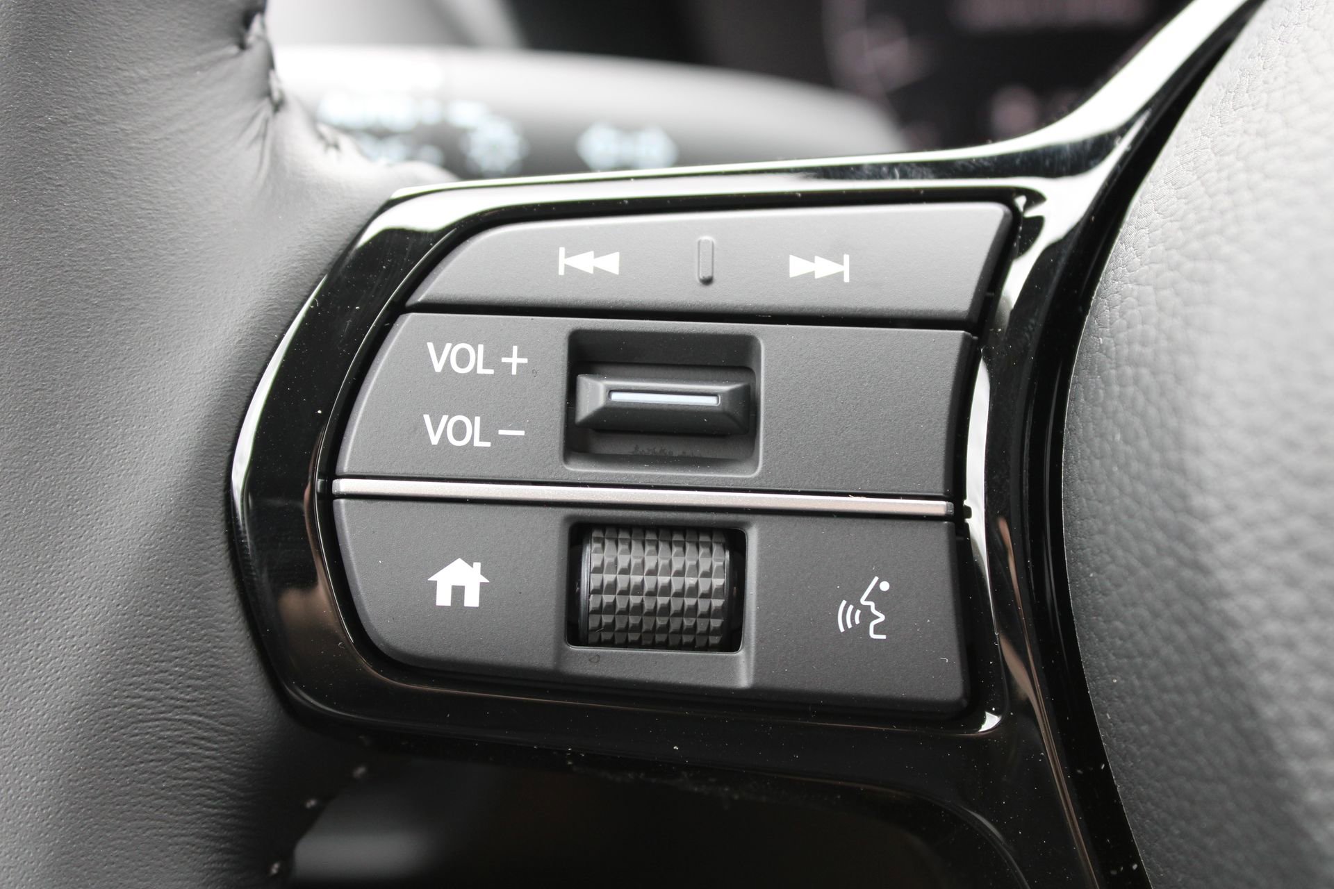 New 2026 Honda HR-V EX-L image 28