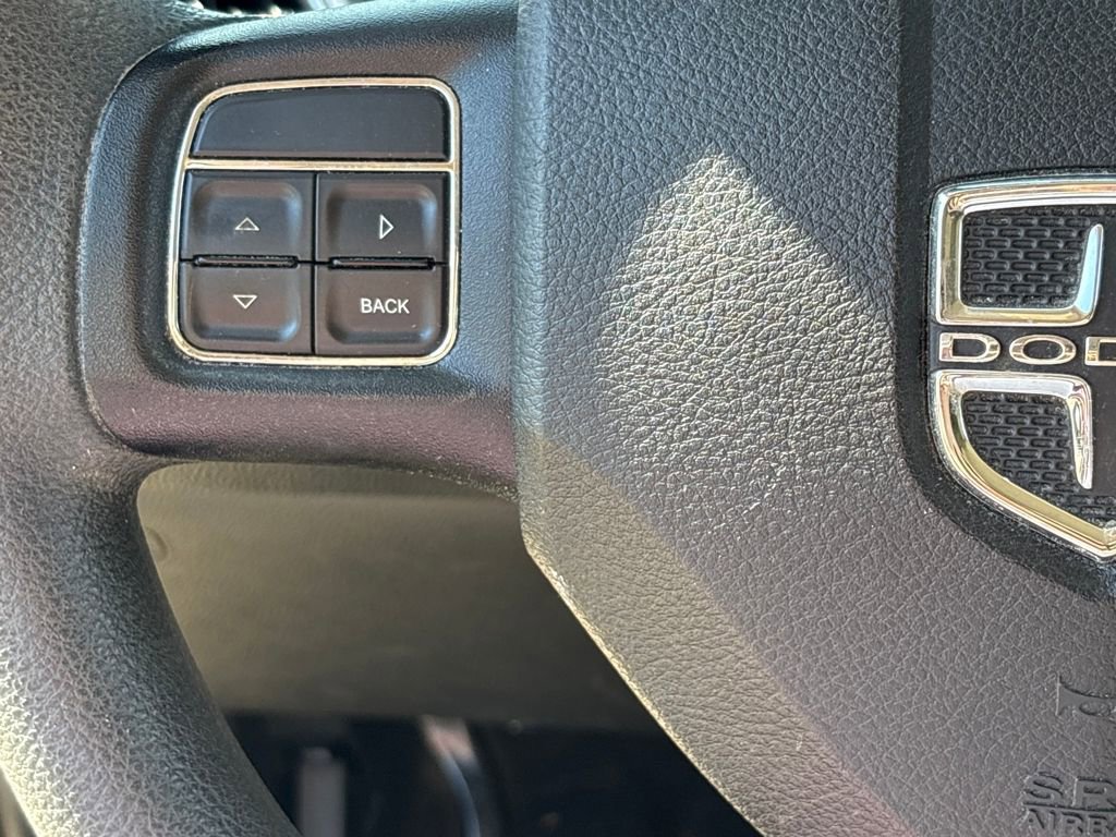 Used 2013 Dodge Journey SXT w/ Flexible Seating Group image 18