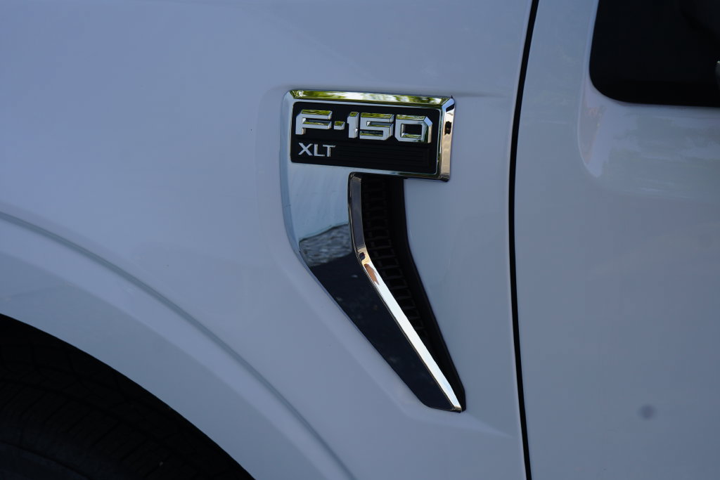 Used 2023 Ford F150 XLT w/ Trailer Tow Package AWD/4WD image 10