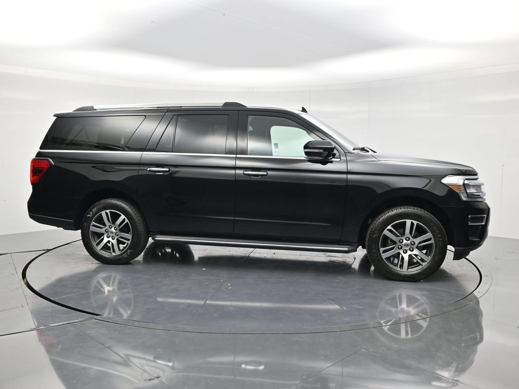 Used 2022 Ford Expedition Max Limited AWD/4WD image 4
