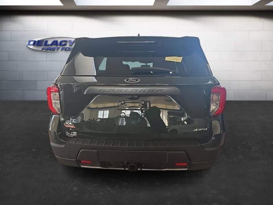 Used 2024 Ford Explorer Timberline image 4