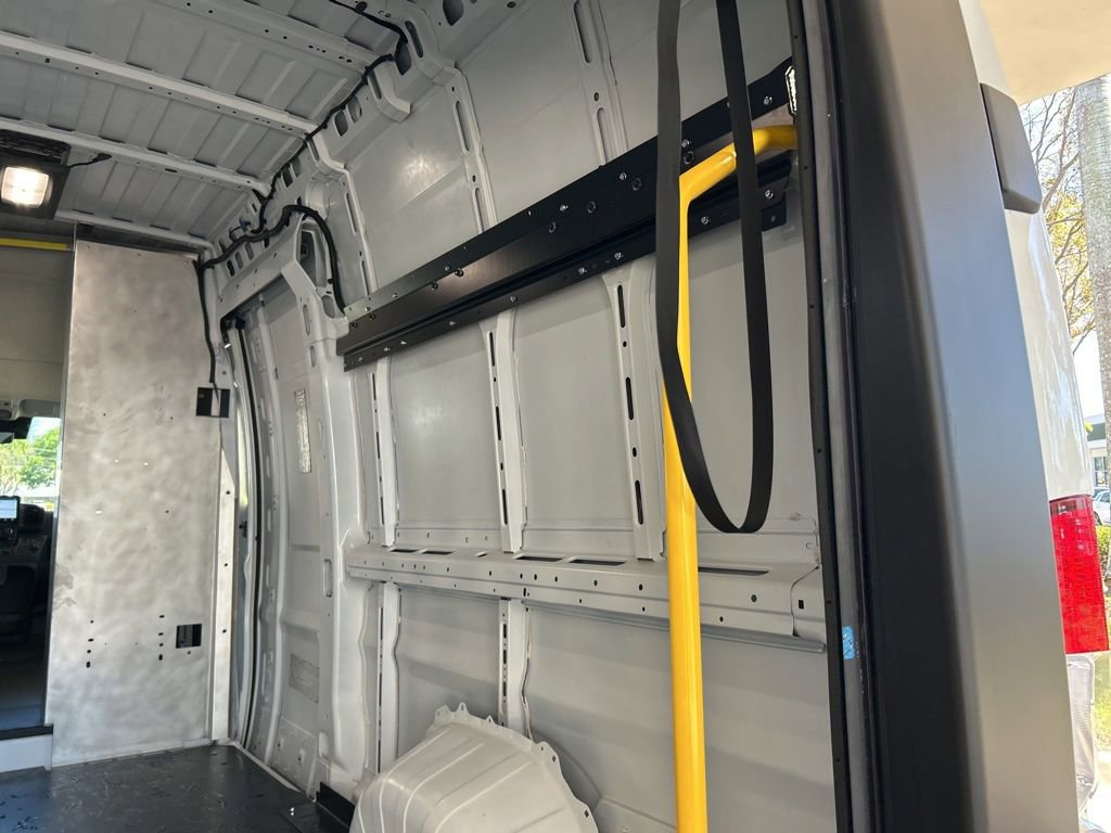 Used 2024 RAM ProMaster 3500 w/ Delivery Van Package image 27