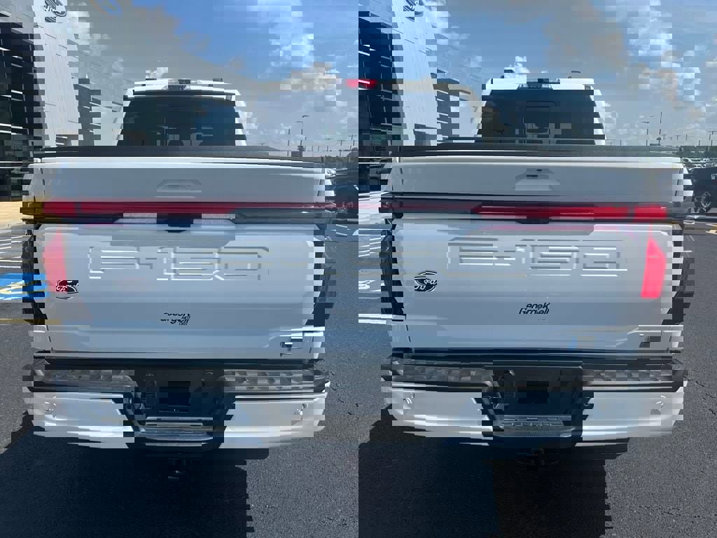 New 2025 Ford F150 Lightning Lariat w/ Max Trailer Tow Package image 30