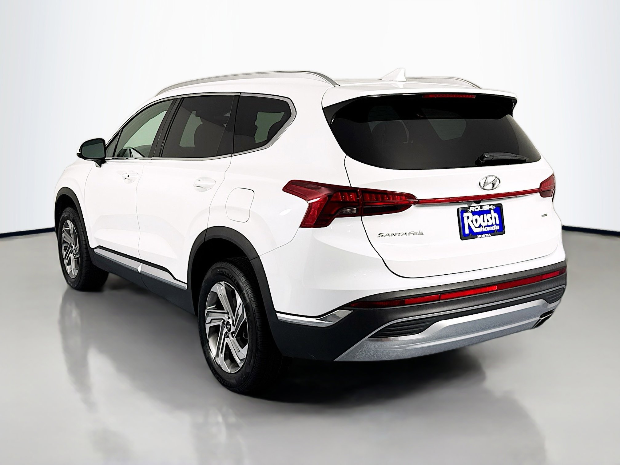 Used 2022 Hyundai Santa Fe SEL w/ Cargo Package image 7