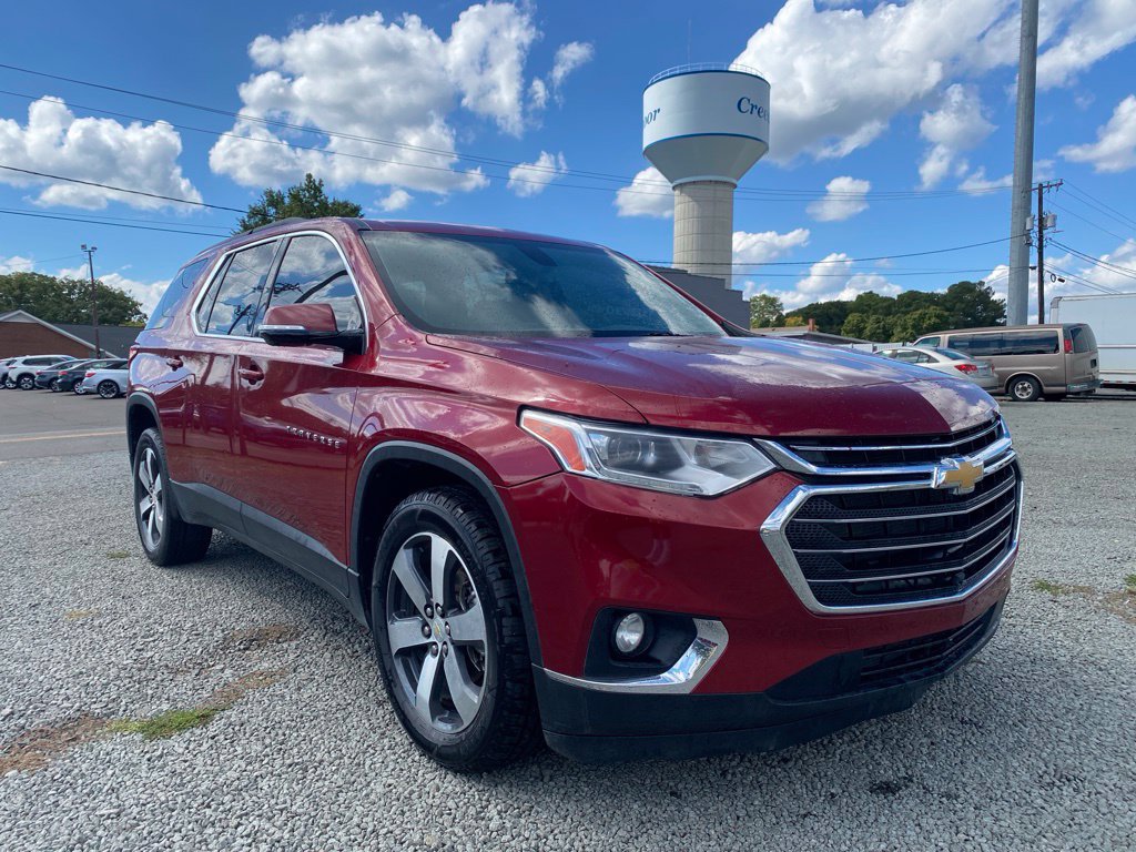 Used 2020 Chevrolet Traverse LT w/ LT Premium Package FWD image 1
