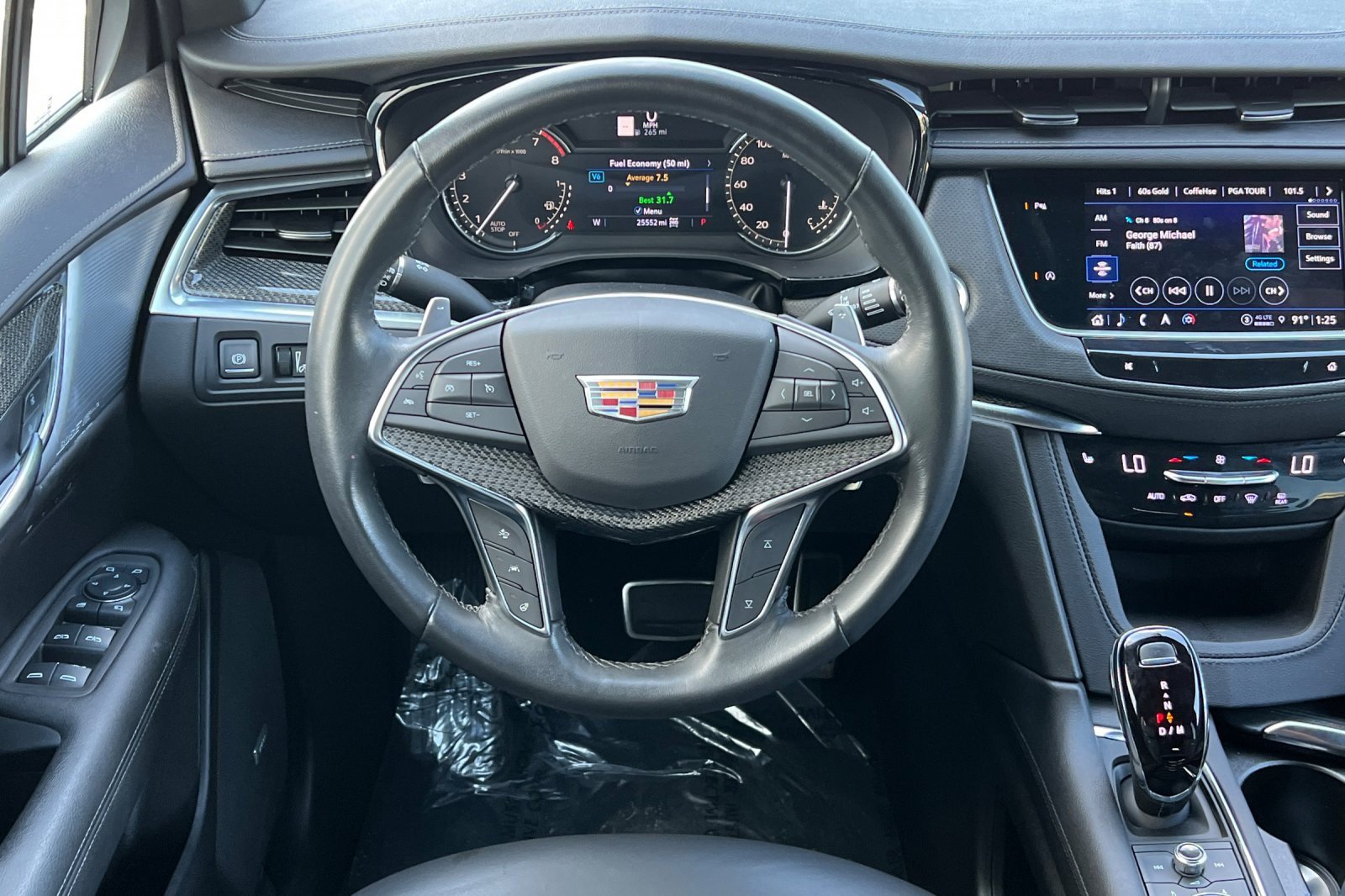 Used 2022 Cadillac XT5 Sportv w/ LPO, ONYX Package image 16