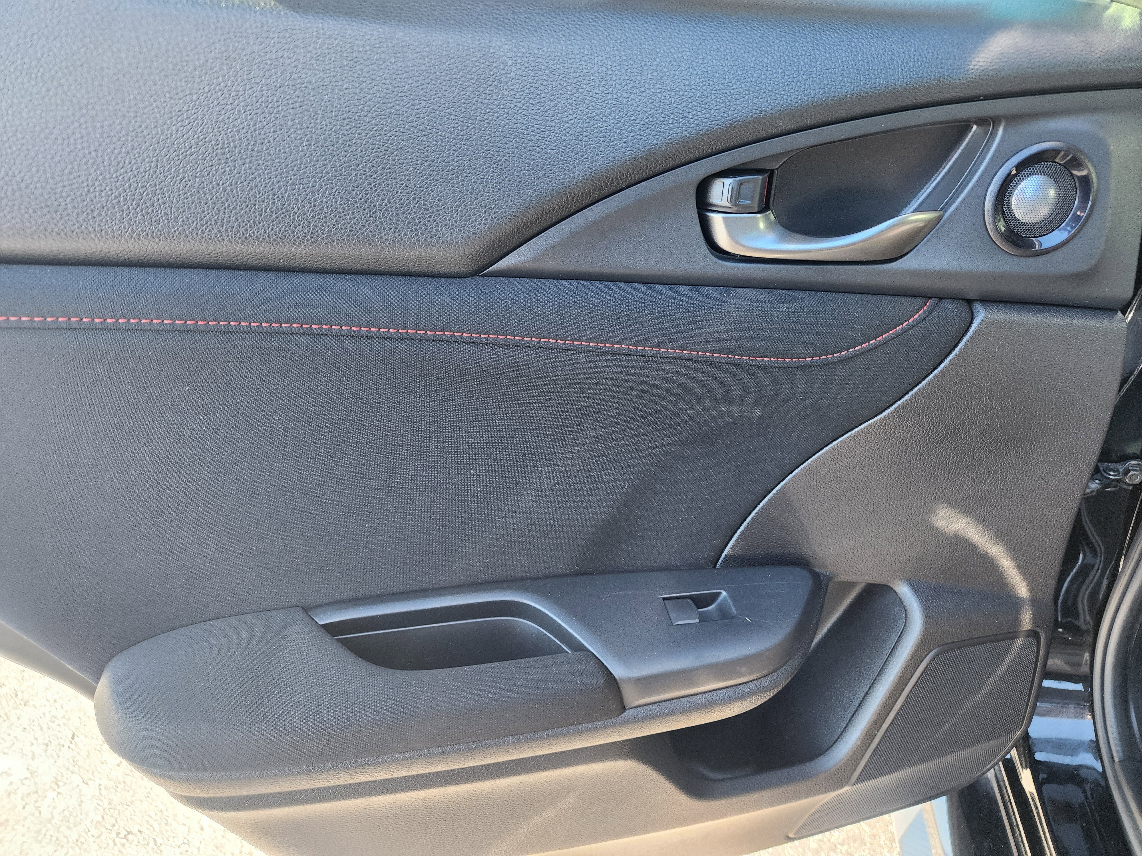 Used 2019 Honda Civic Type R image 14