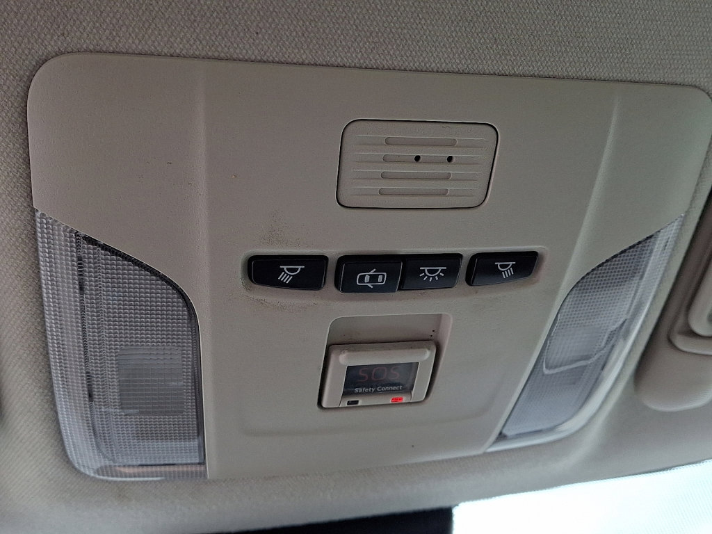 Used 2020 Toyota Corolla LE image 31