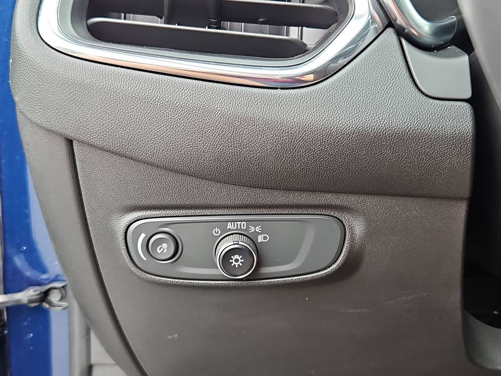 Used 2022 Chevrolet Equinox LT FWD image 14