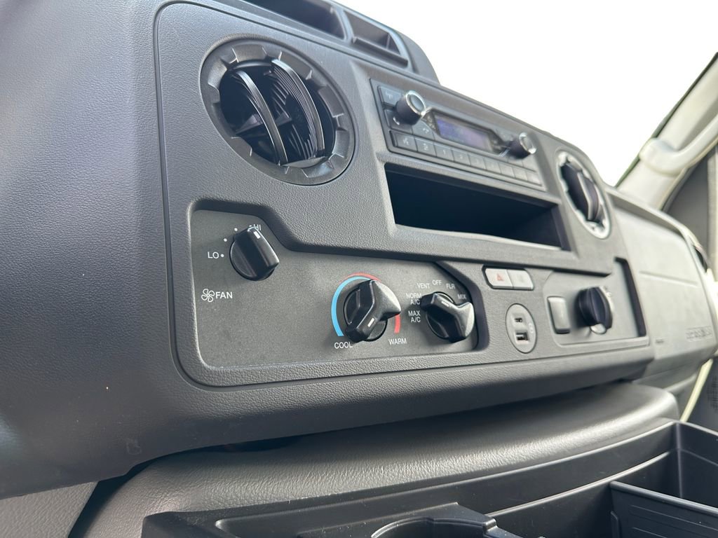 Used 2024 Ford E-350 and Econoline 350 Super Duty w/ Driver's Safety Package image 12