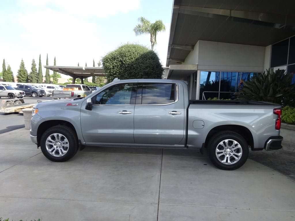 New 2026 Chevrolet Silverado 1500 LTZ w/ Technology Package AWD/4WD image 4