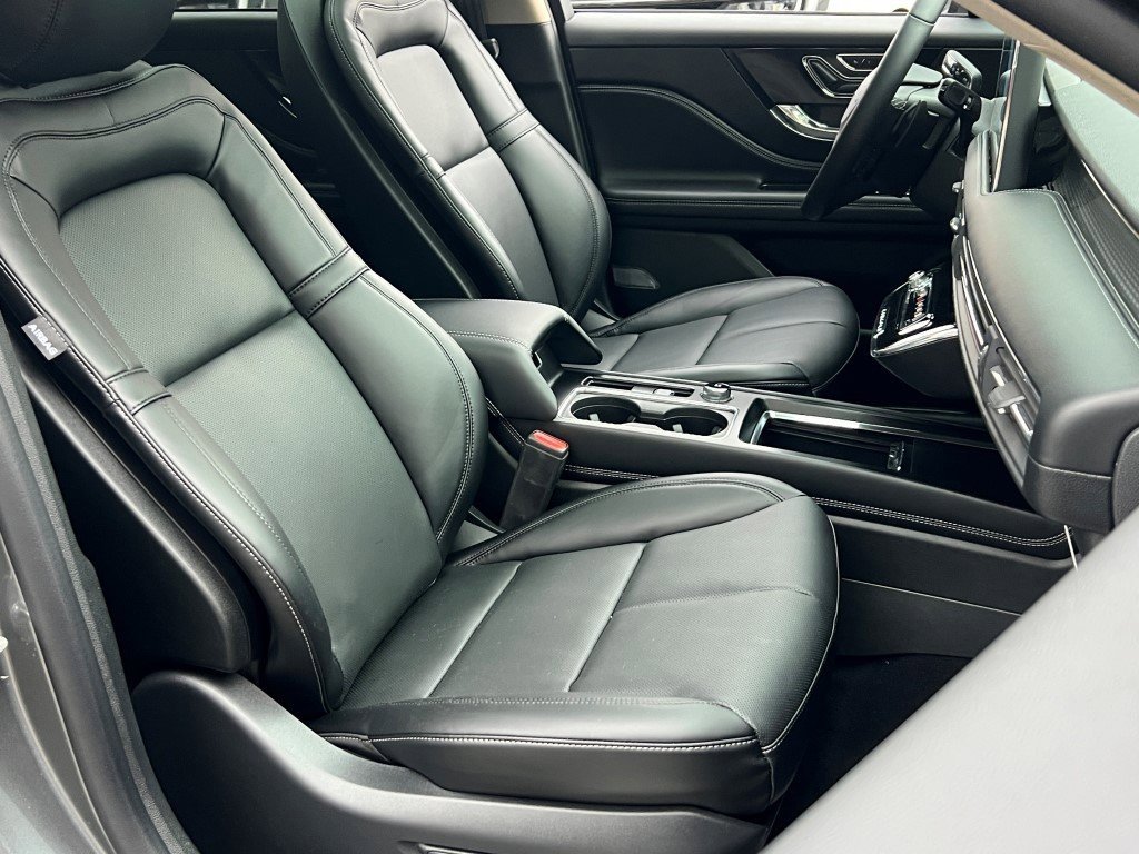 New 2026 Lincoln Corsair Premiere AWD/4WD image 8