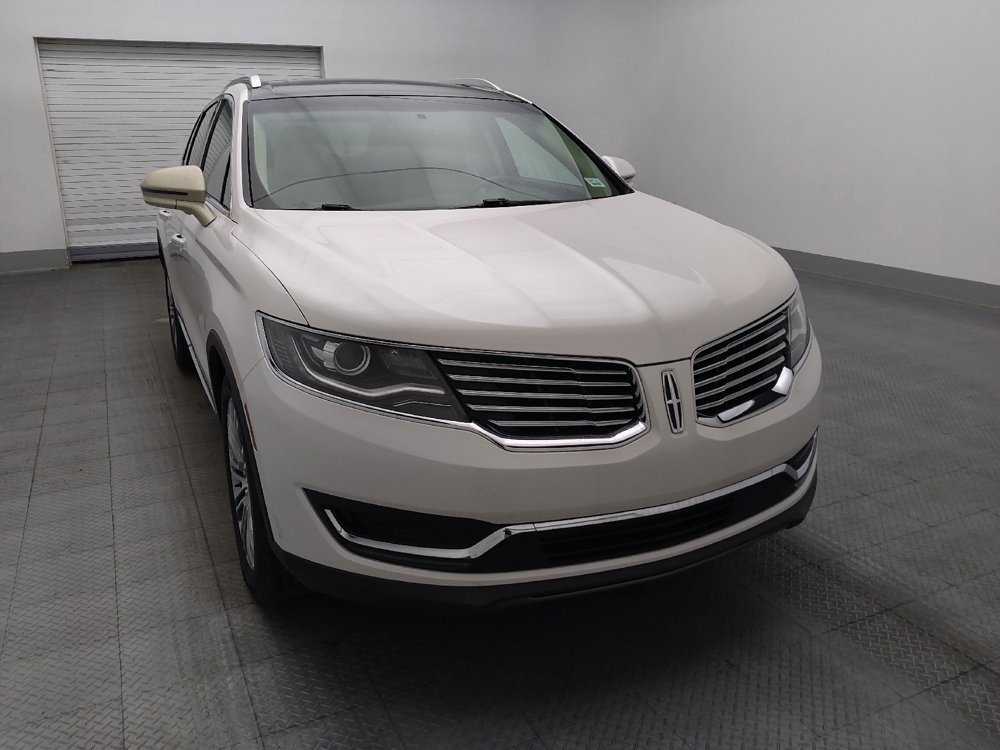 Used 2017 Lincoln MKX Reserve w/ Cargo Utility Package FWD image 14