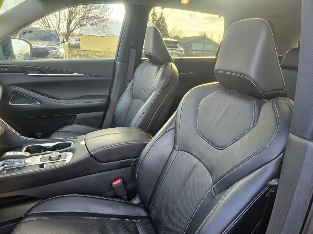 Used 2023 INFINITI QX60 Sensory w/ Vision Package AWD/4WD image 26