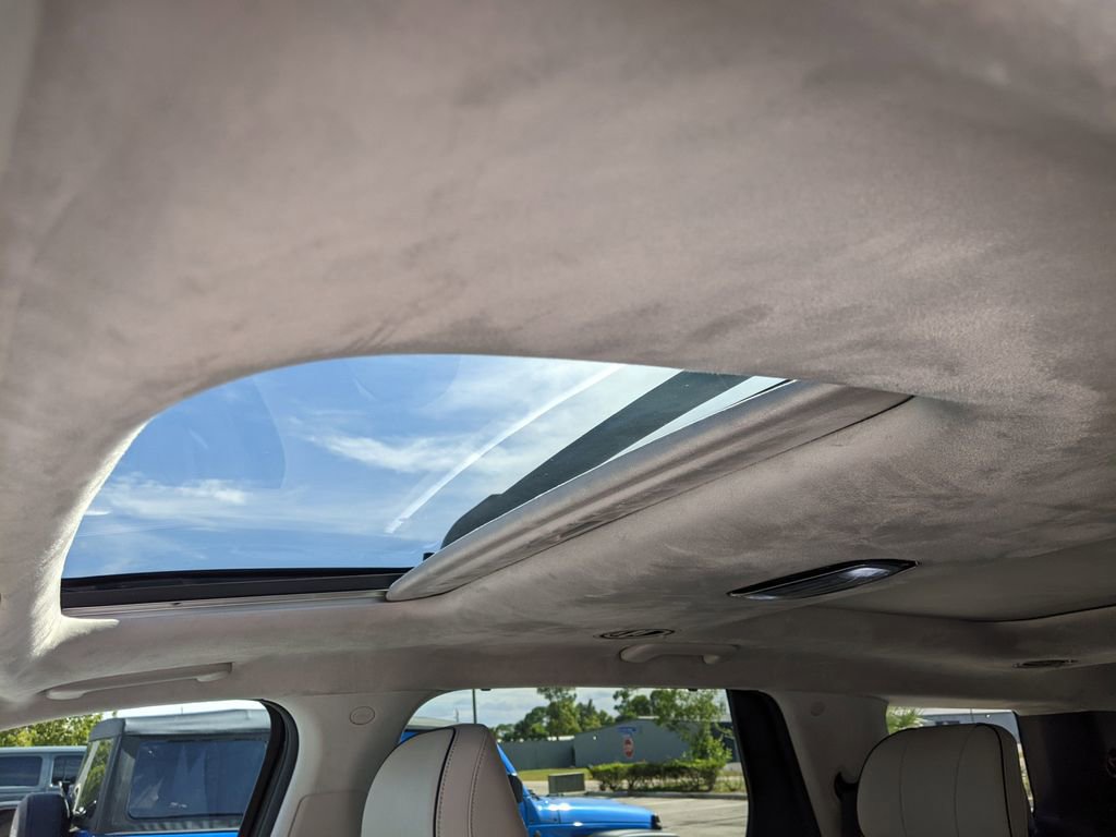 Used 2024 Hyundai Palisade Calligraphy image 19