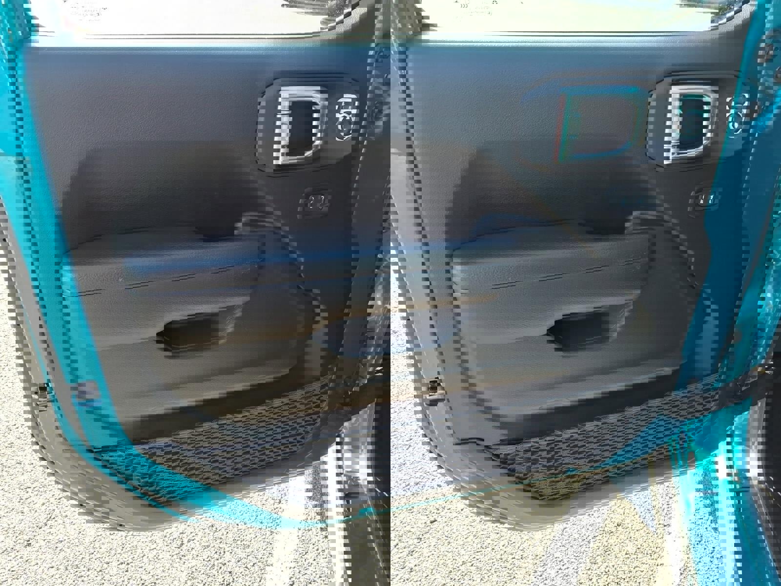 Used 2024 Jeep Wrangler Unlimited Rubicon 4xe w/ Convenience Group image 19