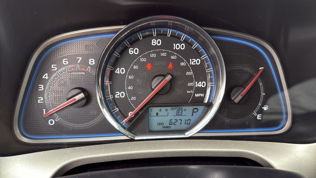 Used 2015 Toyota RAV4 Limited image 20