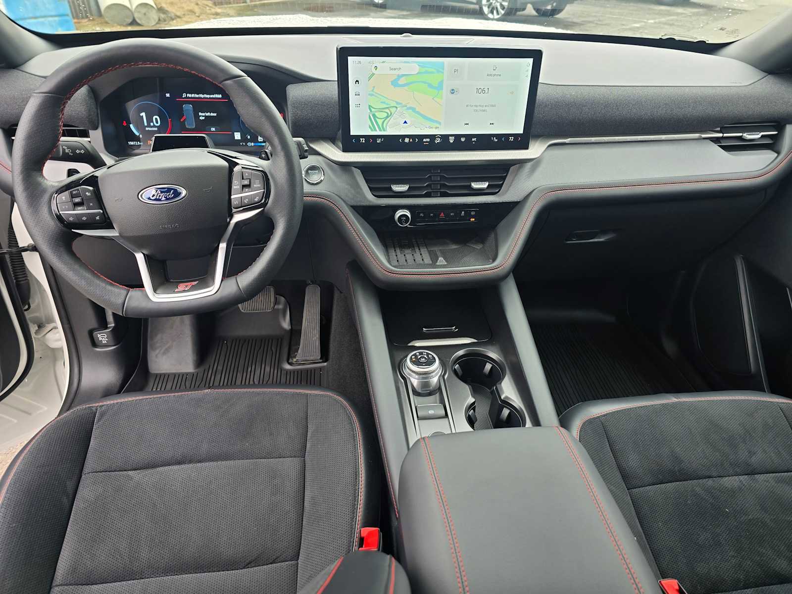 Used 2025 Ford Explorer ST image 25