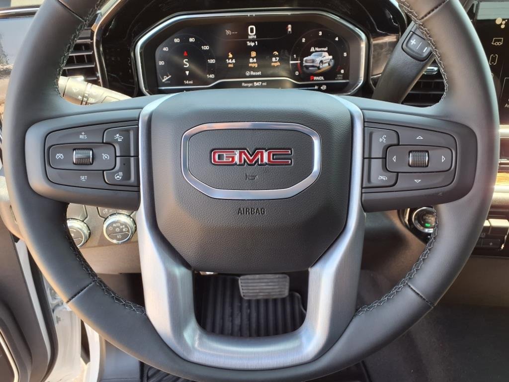 New 2025 GMC Sierra 1500 Elevation image 14