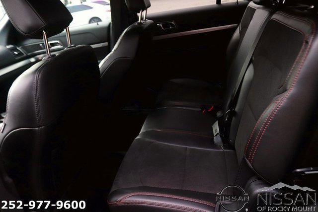 Used 2018 Ford Explorer XLT w/ Equipment Group 202A image 14