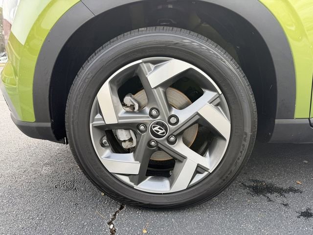 Used 2024 Hyundai Venue SEL image 36
