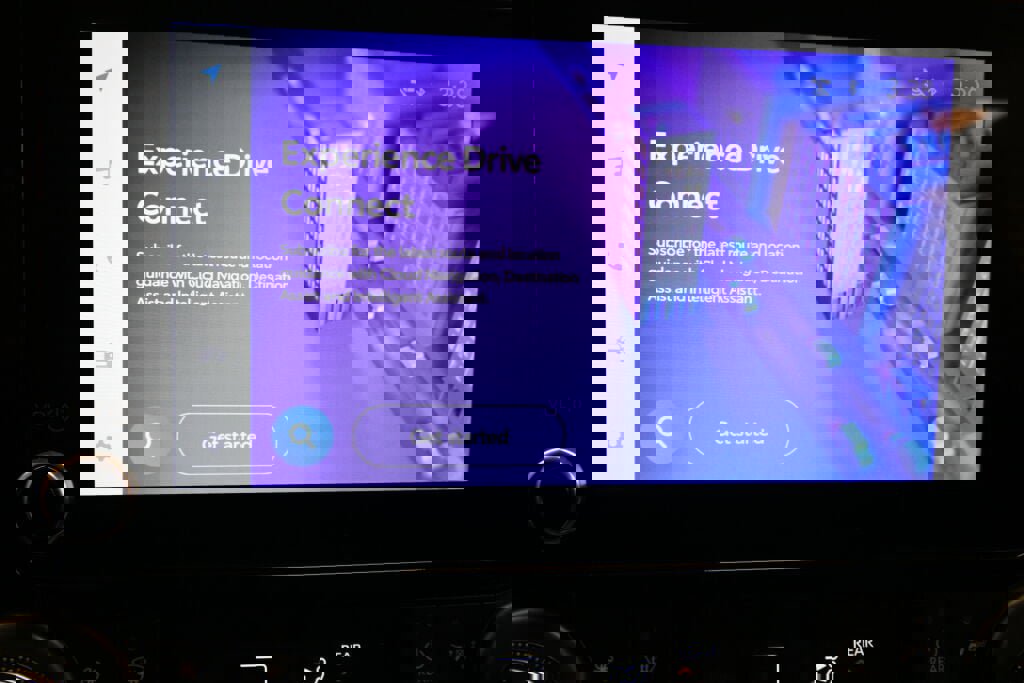 Certified 2023 Toyota Highlander L image 13