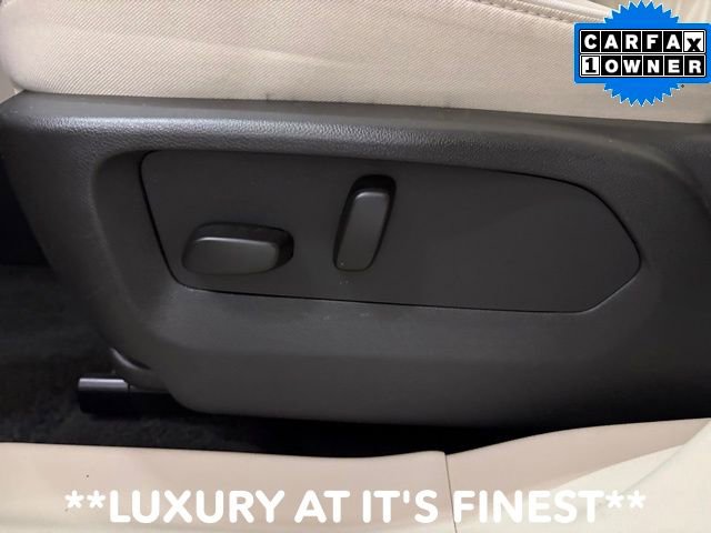 Used 2023 Buick Envision Avenir AWD/4WD image 40