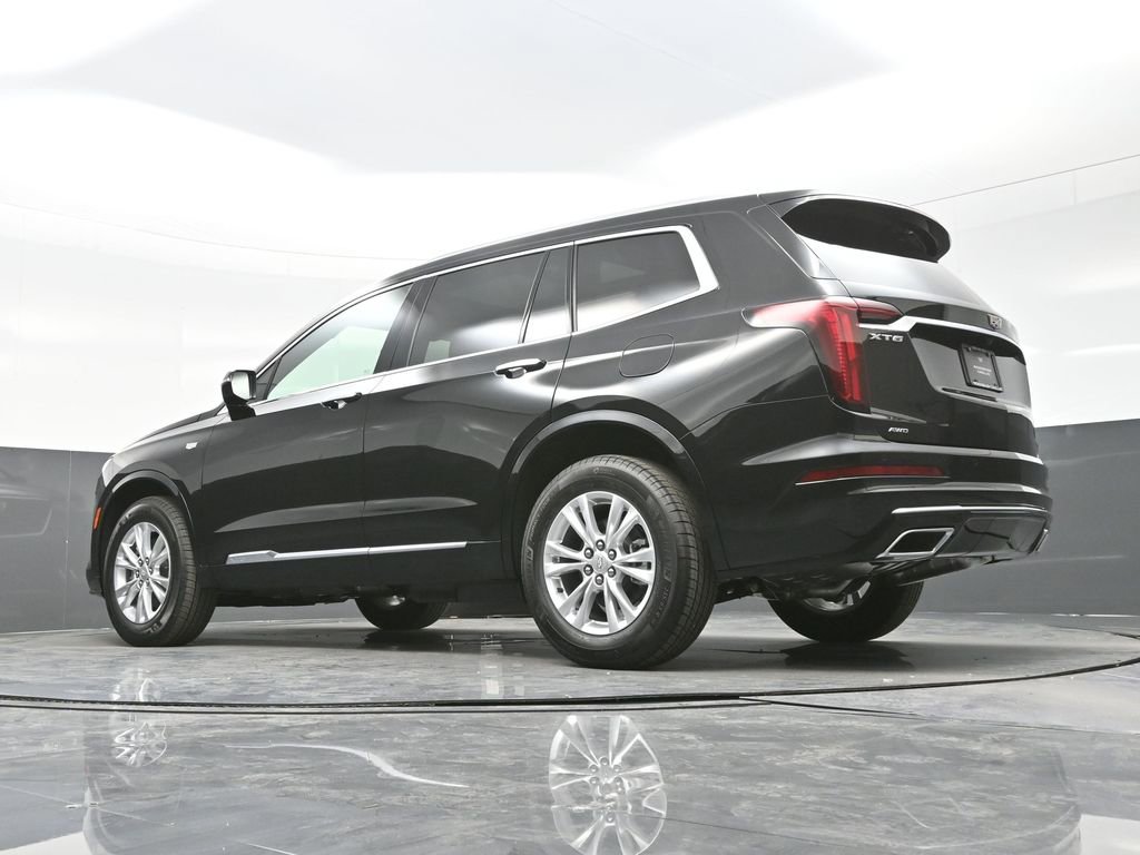 New 2025 Cadillac XT6 Luxury w/ LPO, Floor Liner Package AWD/4WD image 25