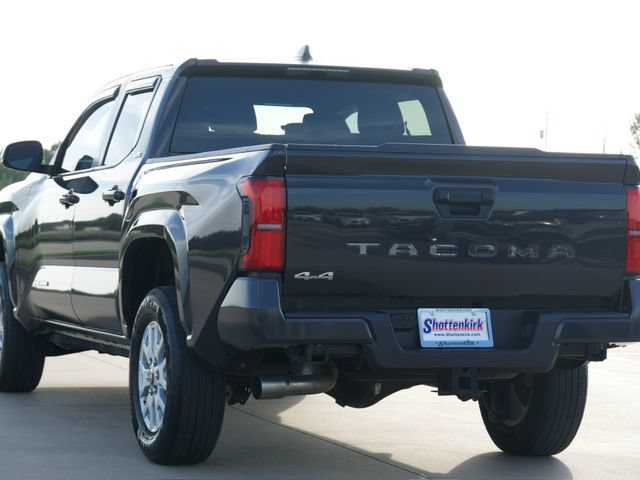 Used 2025 Toyota Tacoma SR5 AWD/4WD image 7