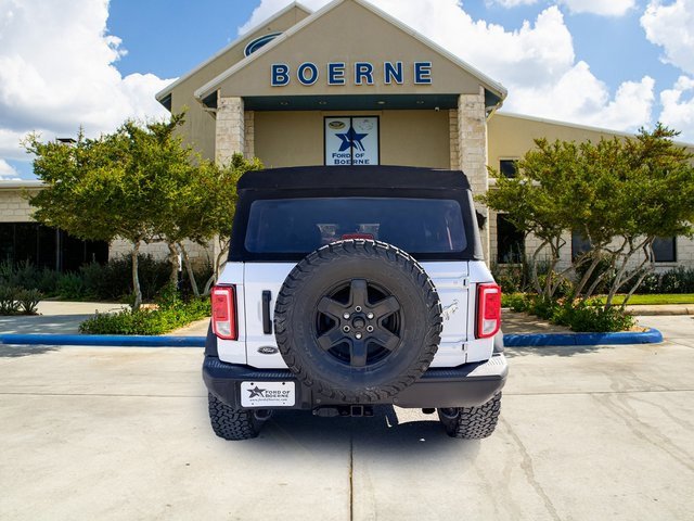 Used 2021 Ford Bronco Black Diamond image 4