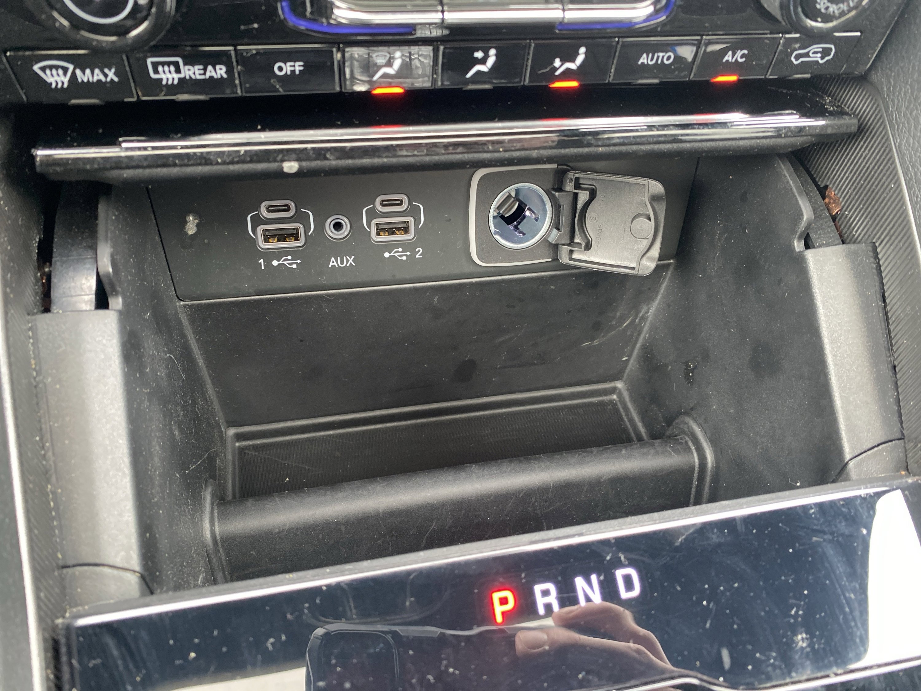 Used 2024 Jeep Grand Cherokee L Laredo image 23