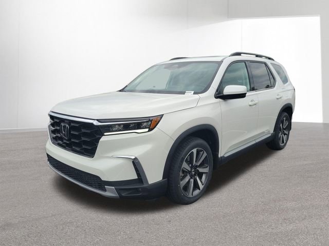 Used 2023 Honda Pilot Touring image 11