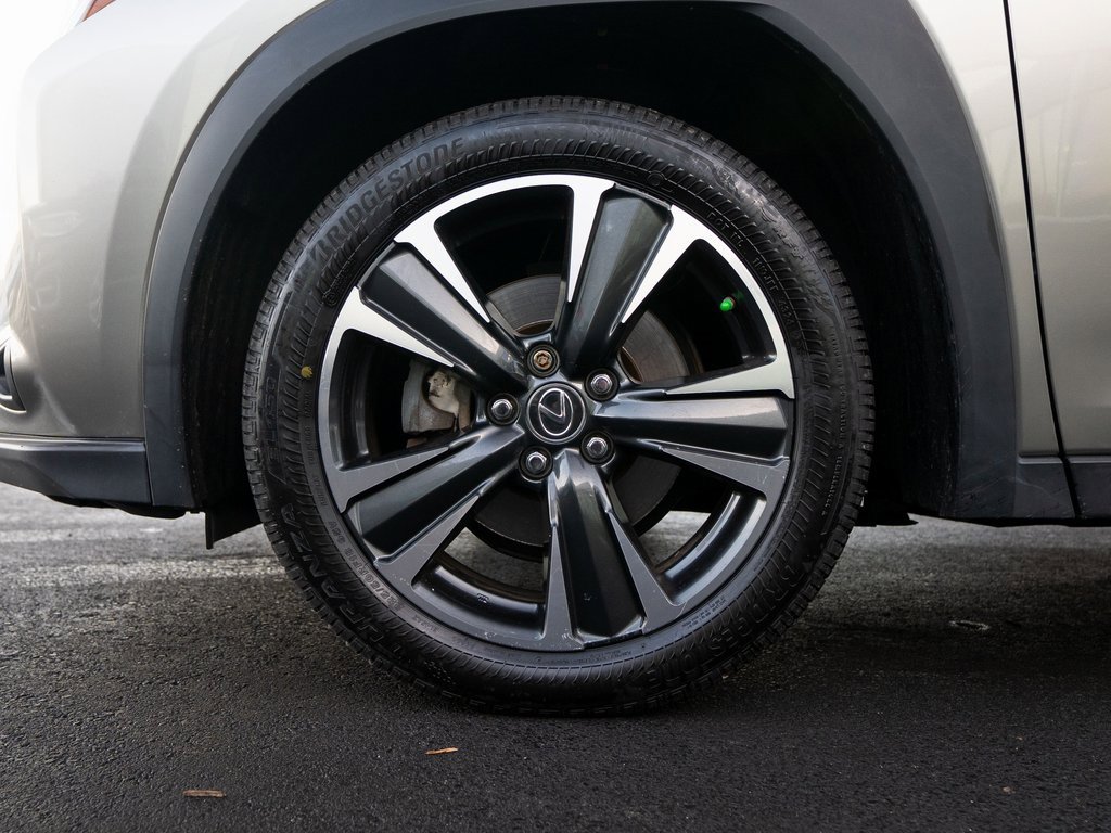 Used 2021 Lexus UX 250h w/ Accessory Package (Z1) image 7